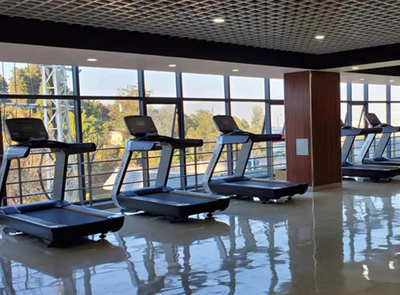 云南省临沧市某单位健身房