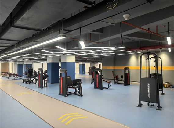 昆明医科大学海源学院健身房