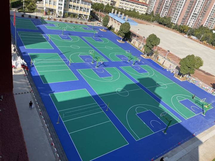 云南省昆明市某学校运动场地